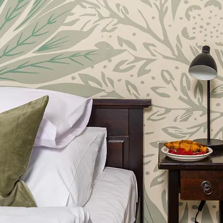 Old Town Serviced P&o *