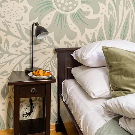 Old Town Serviced P&o Varsovie