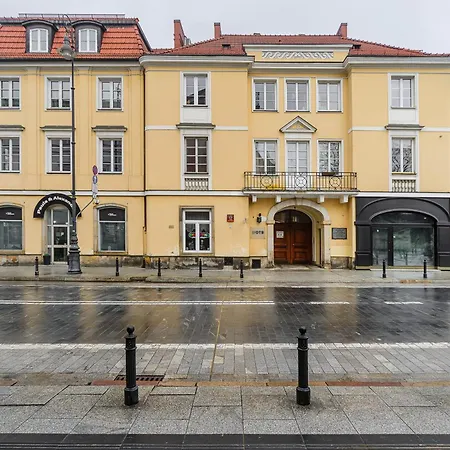 Old Town Serviced P&o *